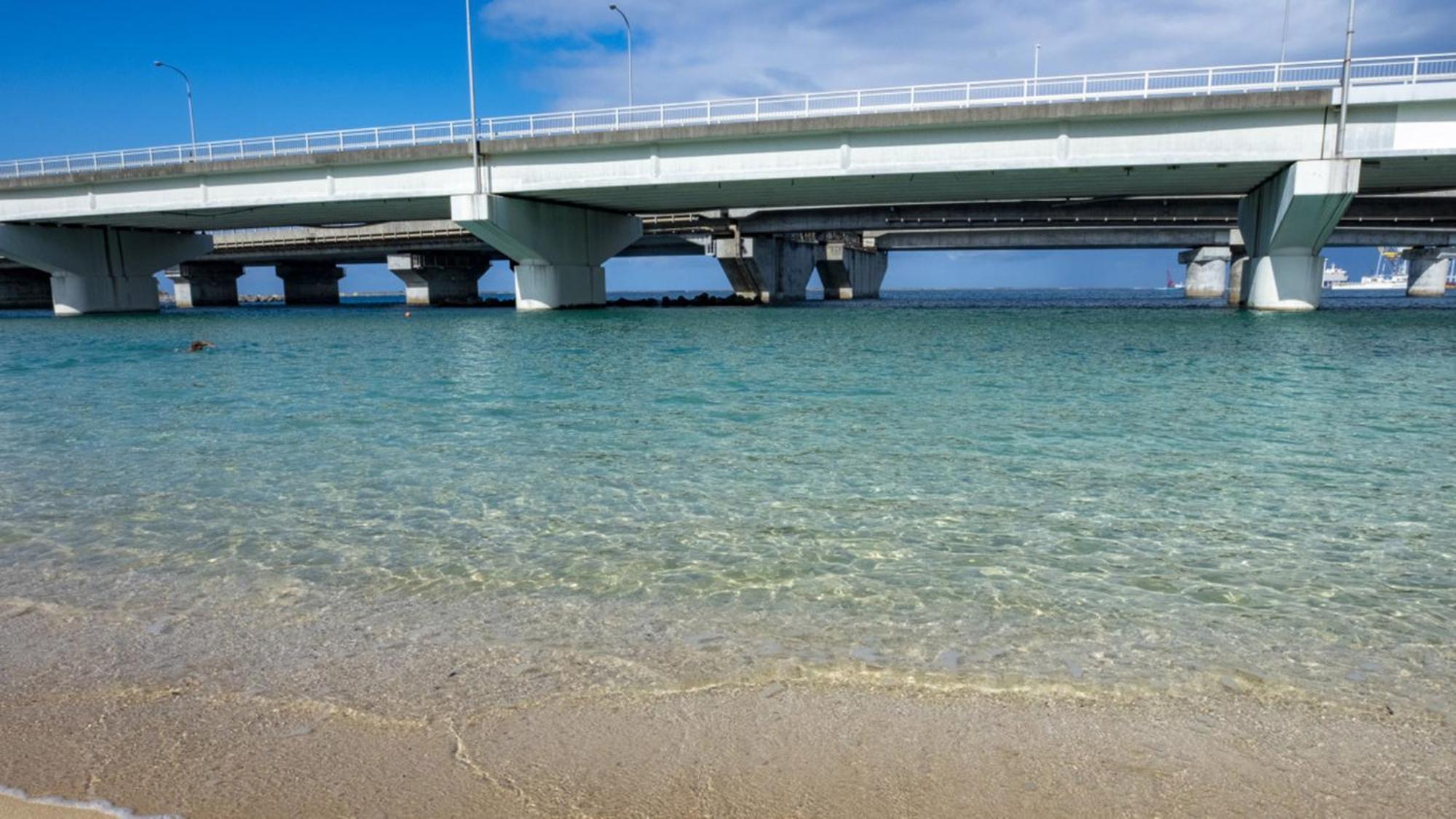 Toyoko Inn Okinawa Naha Asahibashi Ekimae Exteriör bild